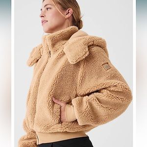 Alo Yoga Foxy Sherpa Jacket